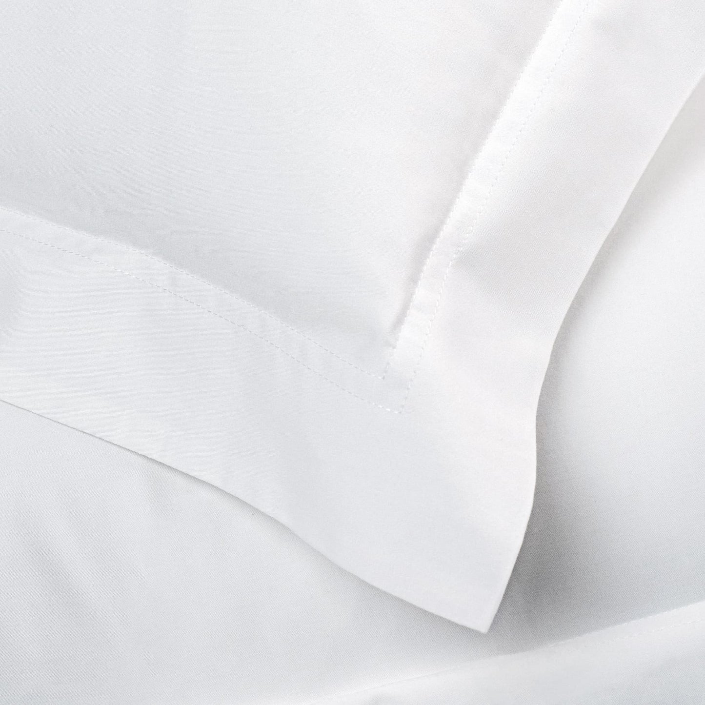 Close up of the The Leesa Cotton Blend Duvet Cover Set.