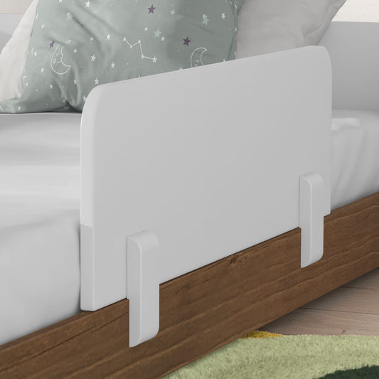 The Leesa Sprig Modern Guardrail in a bedroom.